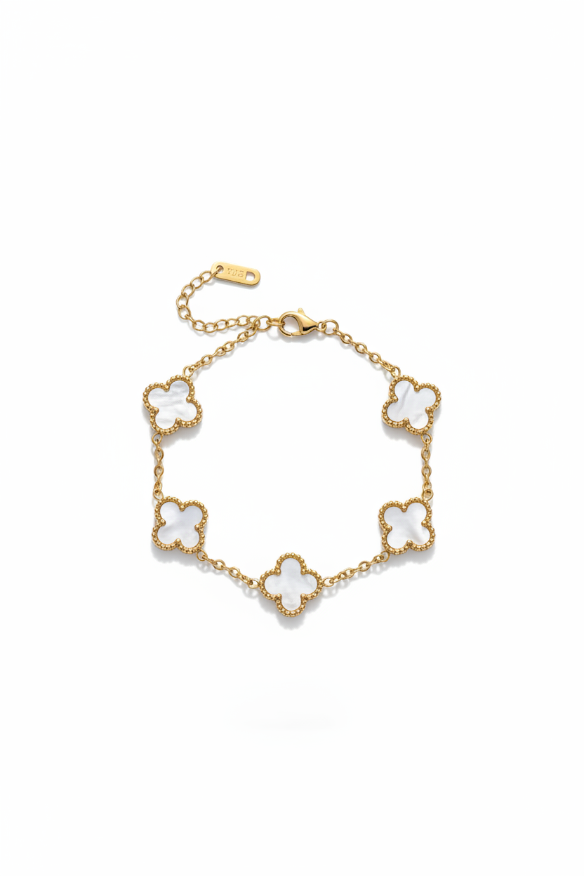Witte klaver armband